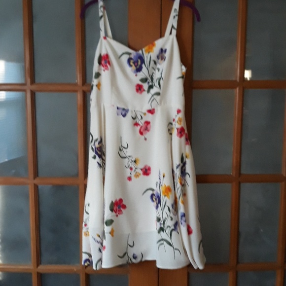 Old Navy Dresses & Skirts - OLD NAVY MINI SUNDRESS